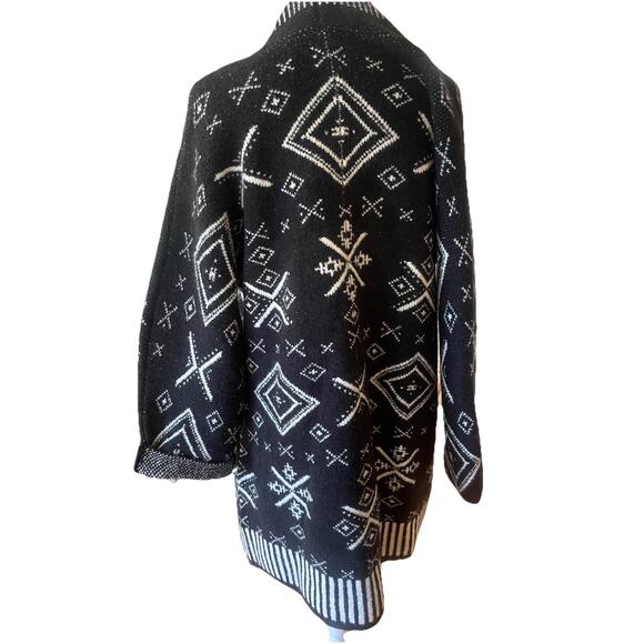 Old Navy Cozy Cardigan Aztec Western Southwestern Cozy Oversized Sweater M - Picture 3 of 6